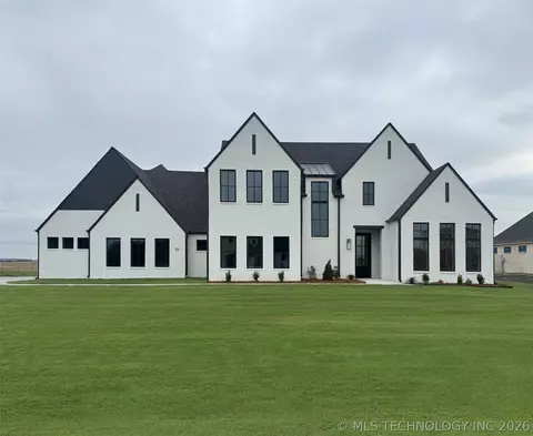101 E 165th St S, Glenpool, OK 74033