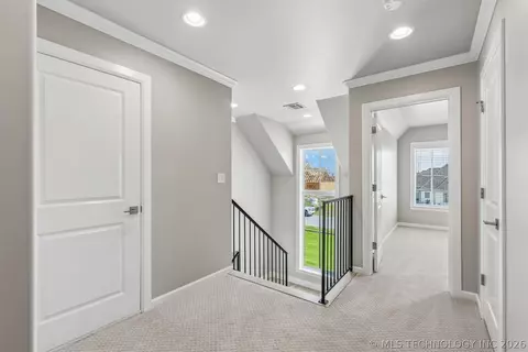 Entry Way - 101 E 165th St S, Glenpool, OK 74033 photo 4 of 4