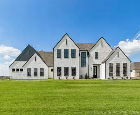 101 E 165th St S, Glenpool, OK 74033
