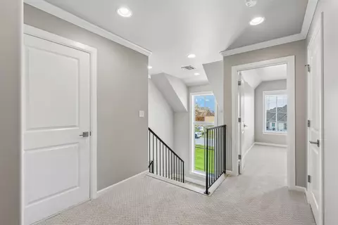 Entry Way - 101 E 165th St S, Glenpool, OK 74033 photo 3 of 3