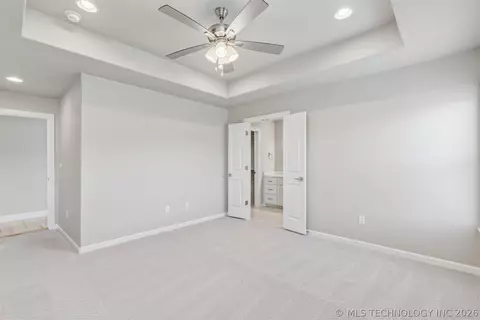 Bedroom - 101 E 165th St S, Glenpool, OK 74033 photo 11 of 18