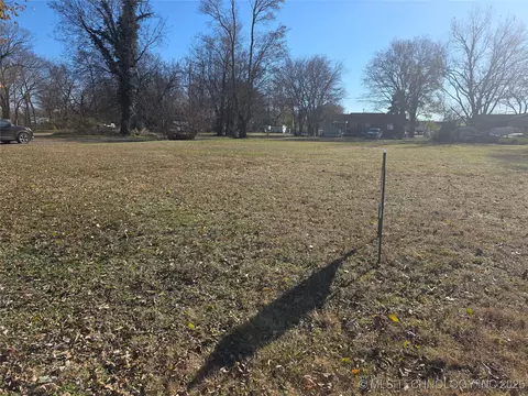 001 Elm St, Haskell, OK 74436 photo 3