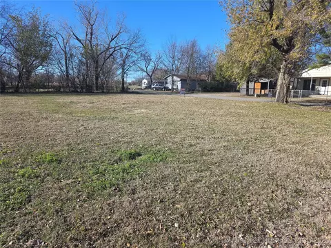 001 Elm St, Haskell, OK 74436