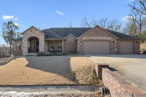 26110 E 115th Ct, Coweta, OK 74429