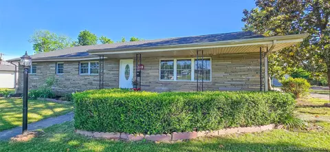 509 Sunset Strip, Eufaula, OK 74432