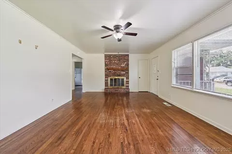 1434 E 52nd Pl, Tulsa, OK 74105 photo 7