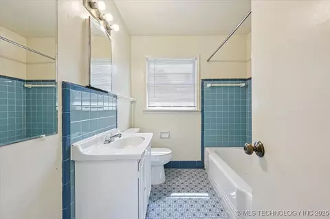 1434 E 52nd Pl, Tulsa, OK 74105 photo 17