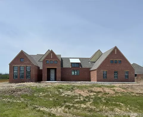 17542 S 51st East Ave, Bixby, OK 74008