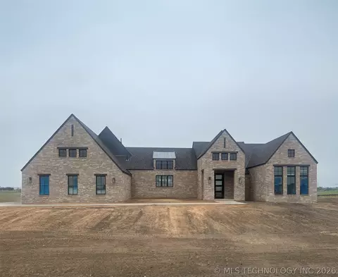 201 E 165th Pl S, Glenpool, OK 74033