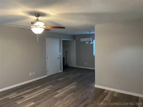 101 Plum Dr, Warner, OK 74469 photo 3