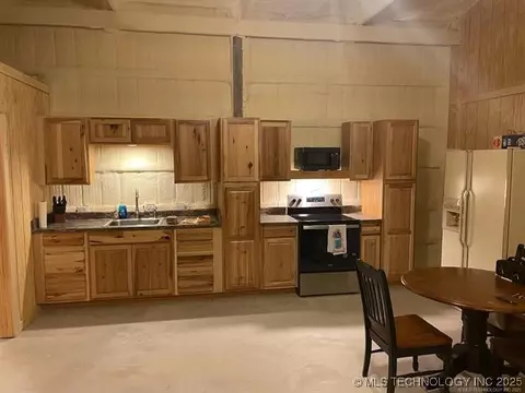 Radio Tower Road, Stuart, OK 74570 photo 5