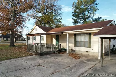 501 W Main St, Stigler, OK 74462