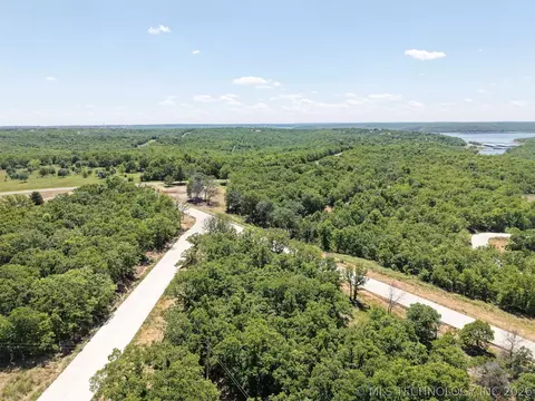 15956 Lakewood Cir, Skiatook, OK 74070