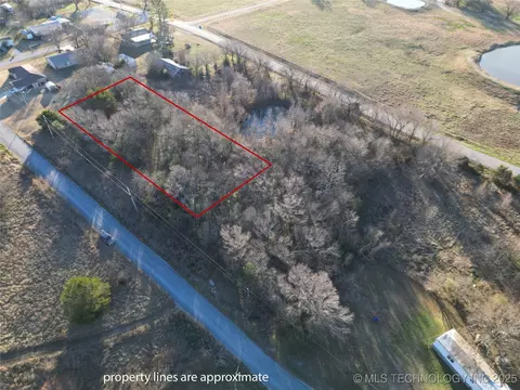 5 Th, Stuart, OK 74570