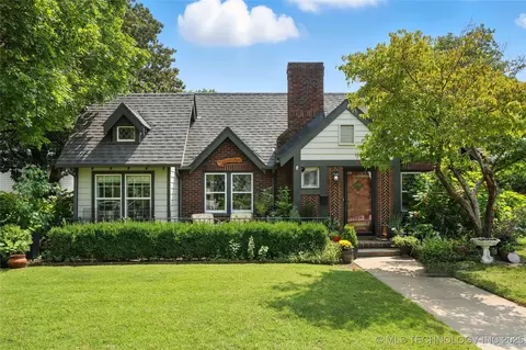 202 Hazel Blvd, Tulsa, OK 74114