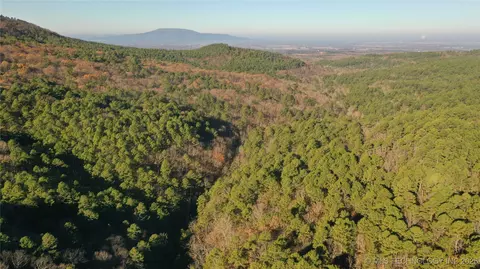 1 Durant Hill Rd, Poteau, OK 74953