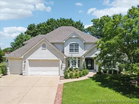 408 W Fairway Ct, Broken Arrow, OK 74011