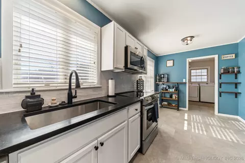 4428 E 49th St, Tulsa, OK 74135 photo 14