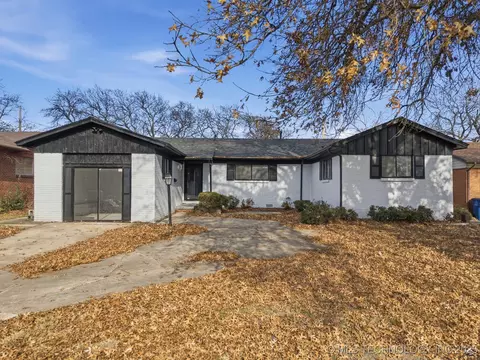 7925 E 27th Ct, Tulsa, OK 74114