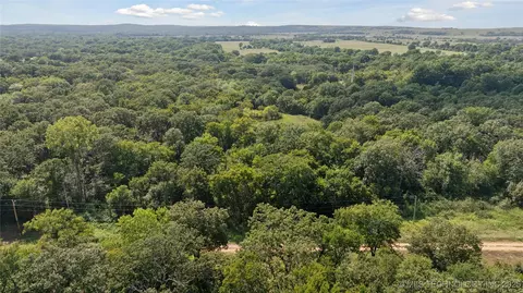 9 Fox Run Run, Henryetta, OK 74437 photo 5