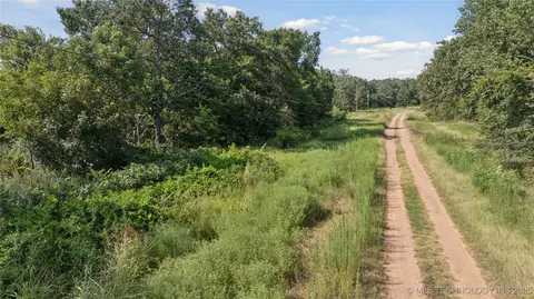 10 Fox Run Run, Henryetta, OK 74437 photo 12