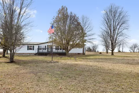 17712 E 370 Rd, Chelsea, OK 74016
