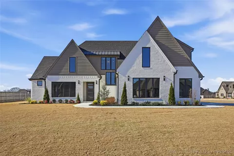 17910 S 46th East Ave, Bixby, OK 74008
