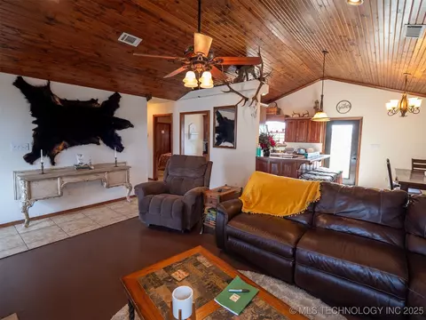 Living - 8446 E Greasy Bend Rd, Stringtown, OK 74569 photo 4 of 5