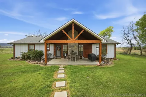 8446 E Greasy Bend Rd, Stringtown, OK 74569
