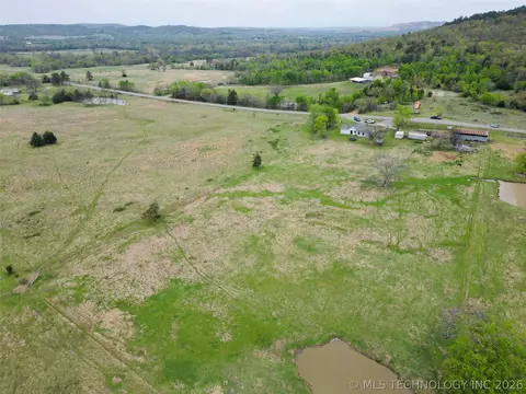 View/Area - 8446 E Greasy Bend Rd, Stringtown, OK 74569 photo 2 of 2