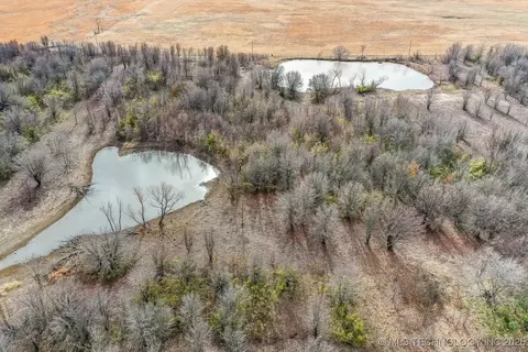 W 90th Street North, Porter, OK 74454