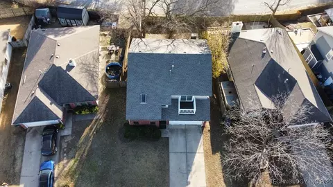8932 E 87th Pl, Tulsa, OK 74133 photo 12