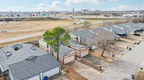 7050 E 33rd Street 0, Tulsa, OK 74145 photo 3