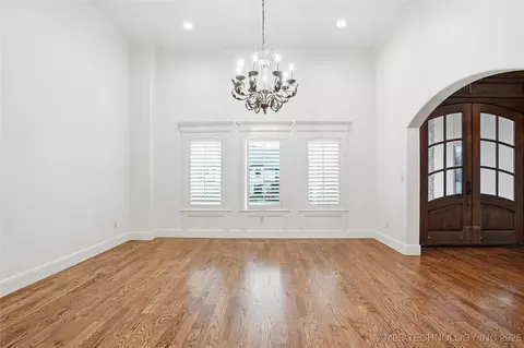 Dining - 6003 E 117th Pl, Tulsa, OK 74137 photo 1 of 3