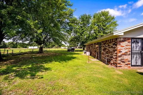 Exterior - 426670 1150 Rd, Eufaula, OK 74426 photo 3 of 5