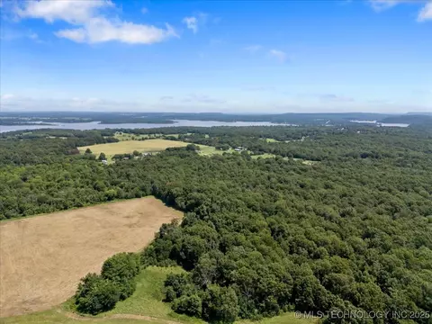 View/Area - 426670 1150 Rd, Eufaula, OK 74426 photo 2 of 6