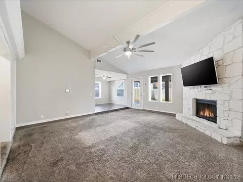 8509 E 78th Pl, Tulsa, OK 74133 photo 5