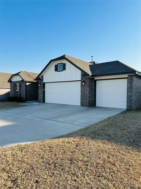 3634 E 143rd Pl S, Bixby, OK 74008