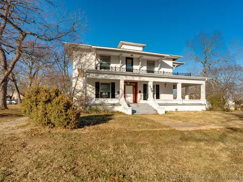 Exterior - 130 E 16th St, Ada, OK 74820 photo 9 of 9