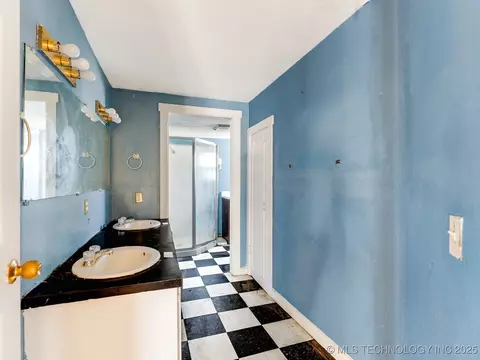 Bath - 130 E 16th St, Ada, OK 74820 photo 1 of 3