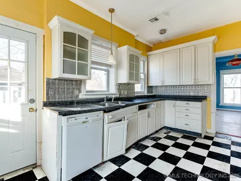 Kitchen - 130 E 16th St, Ada, OK 74820 photo 3 of 3
