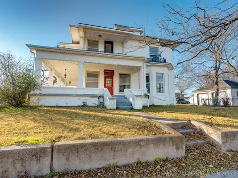 Exterior - 130 E 16th St, Ada, OK 74820 photo 8 of 9