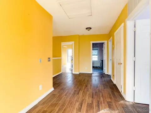 Entry Way - 130 E 16th St, Ada, OK 74820 photo 6 of 6