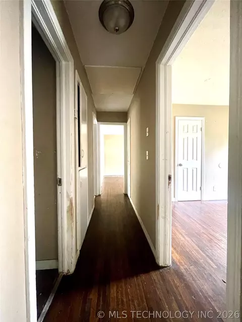Entry Way - 6734 E Independence St, Tulsa, OK 74115 photo 1 of 1
