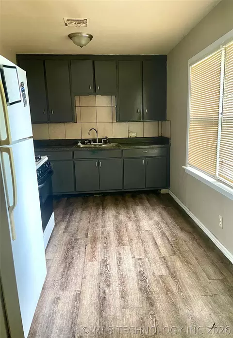Kitchen - 6734 E Independence St, Tulsa, OK 74115 photo 1 of 3