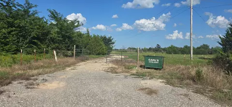 28761 Johnson Rd, Maud, OK 74854