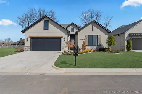 9613 E 119th Ct S, Bixby, OK 74008