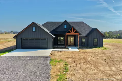 16325 Meadow View Rd, Poteau, OK 74953