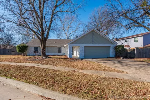 3106 S Beech Ct, Broken Arrow, OK 74012