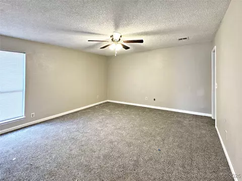 1318 E Oak St, Cushing, OK 74023 photo 7